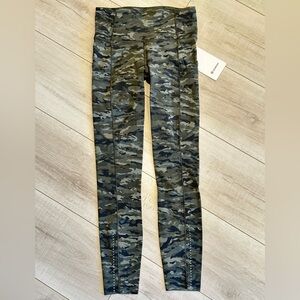 Lululemon Fast and Free HR 7/8 Camo Leggings size 4